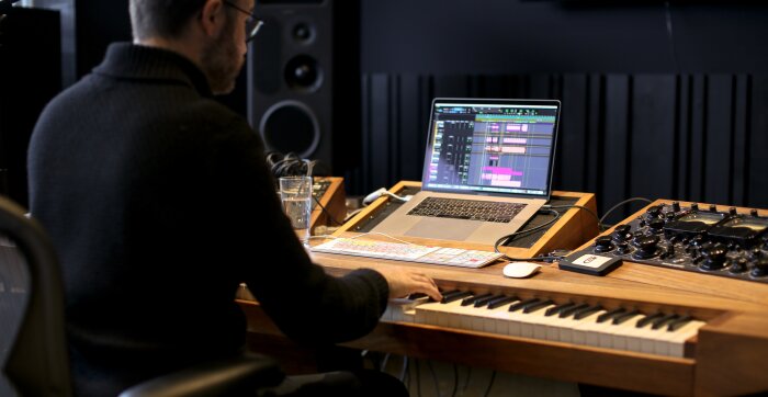 Studio_SL_MainDesk Studio_SL_MainDesk