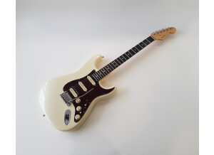 Fender American Elite Stratocaster HSS Shawbucker (64403)