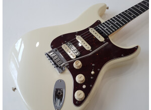 Fender American Elite Stratocaster HSS Shawbucker (22069)