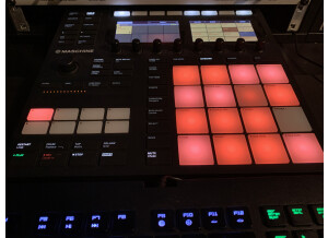 Native Instruments Maschine mk3 (28439)