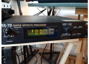 Boss SE-70 Super Effects Processor (70055)