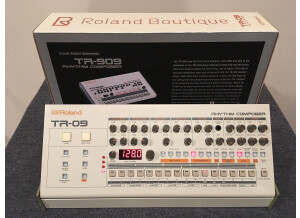 Roland TR-09 (25692)
