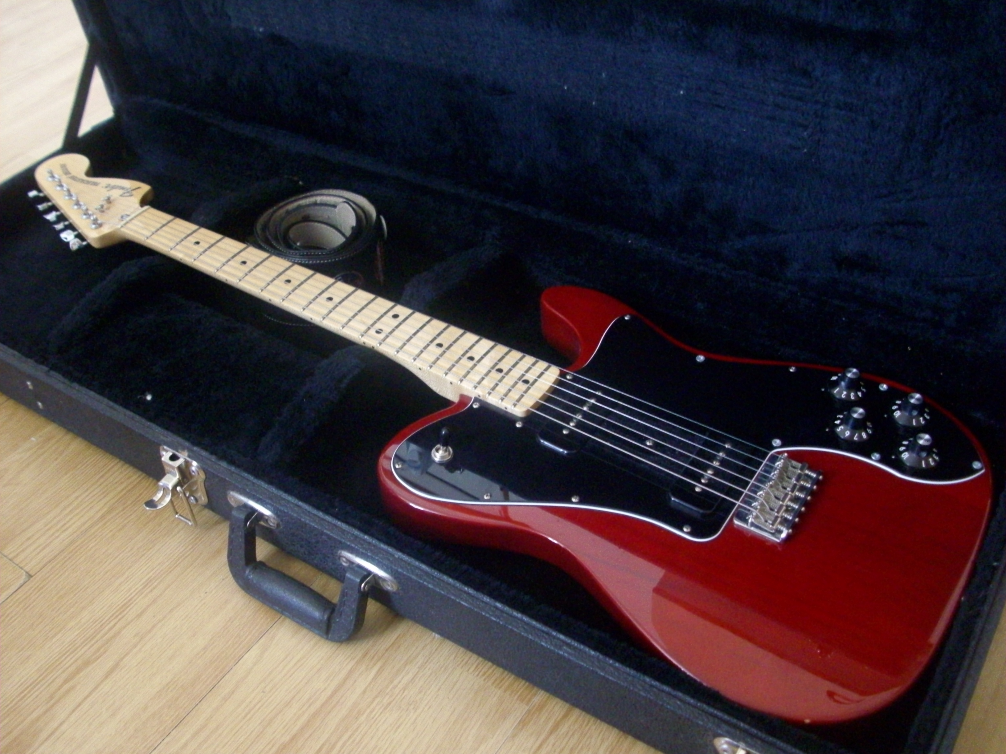 Fender Classic Player Tele Deluxe Black Dove