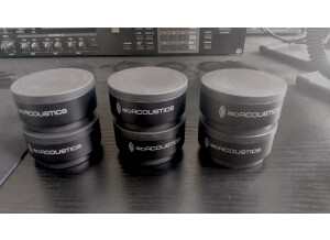 IsoAcoustics ISO-PUCK (5526)