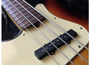 Fender American Deluxe Jazz Bass [2003-2009] (7680)