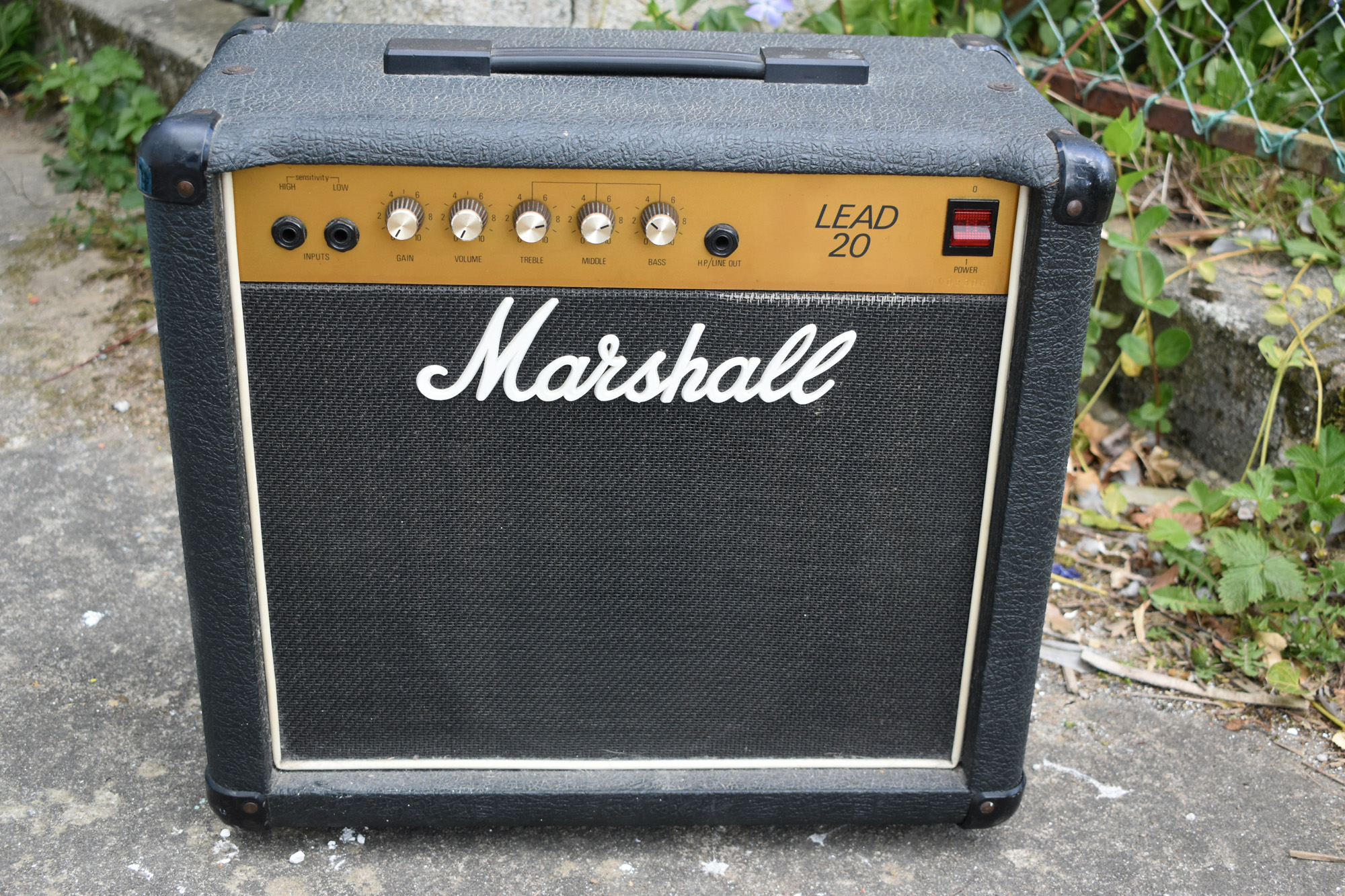 Marshall lead 20 deals amp