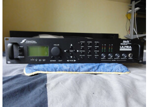 Fractal Audio Systems Axe-Fx Ultra (37403)