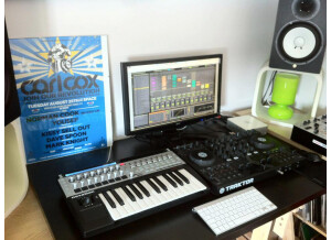 Native Instruments Traktor Kontrol S4 (58234)