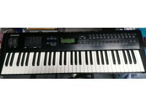 Alesis QS6.1 (89352)