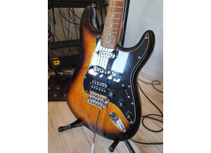 Squier Affinity Stratocaster HSS (14545)