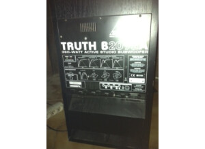 Behringer [Truth Series] B2031A