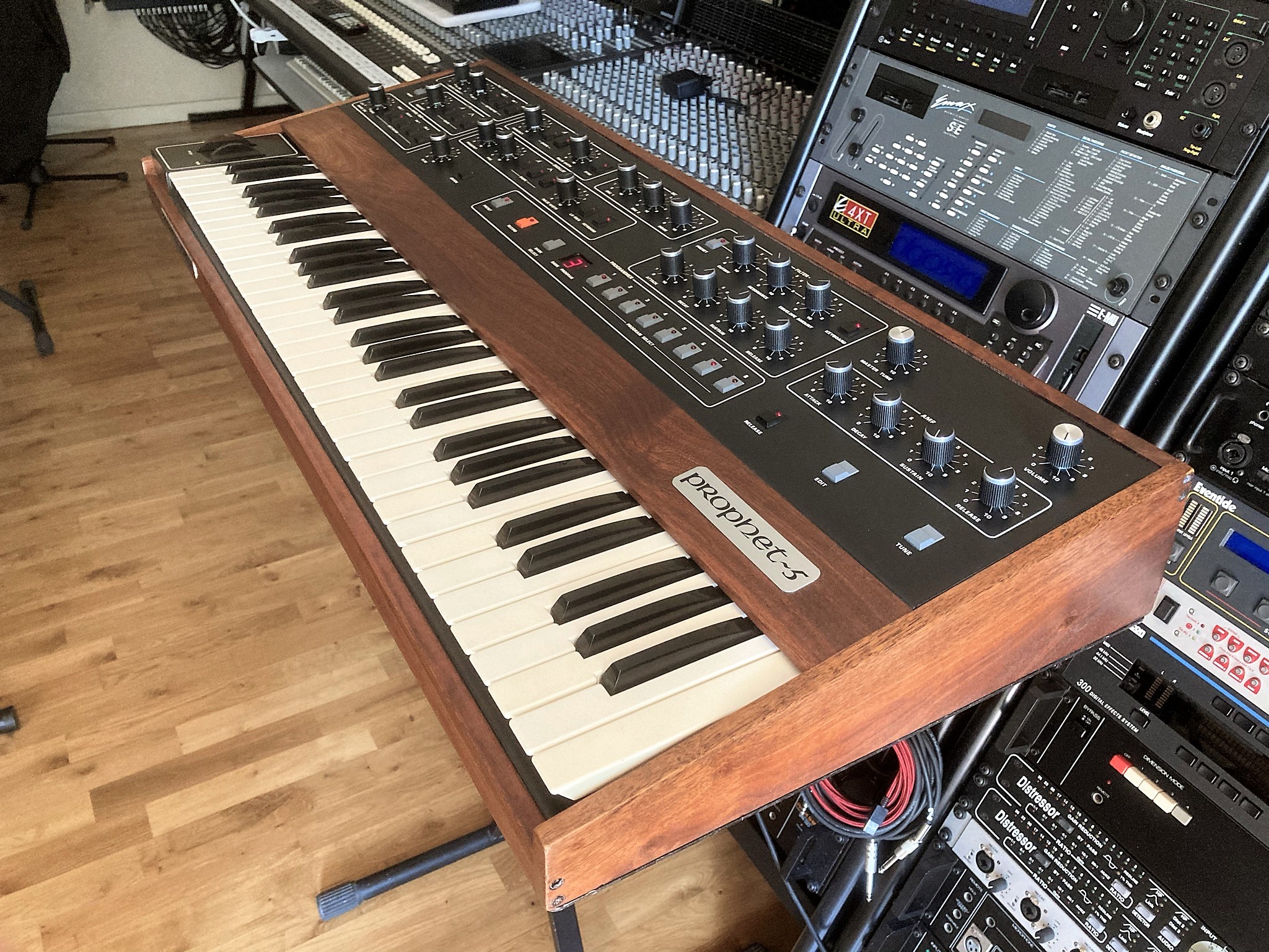 Prophet-5 Rev2_2tof 05.JPEG