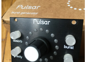 Qu-Bit Electronix Pulsar (61425)