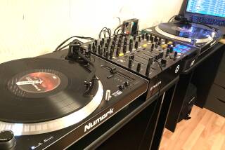 Numark NTX1000