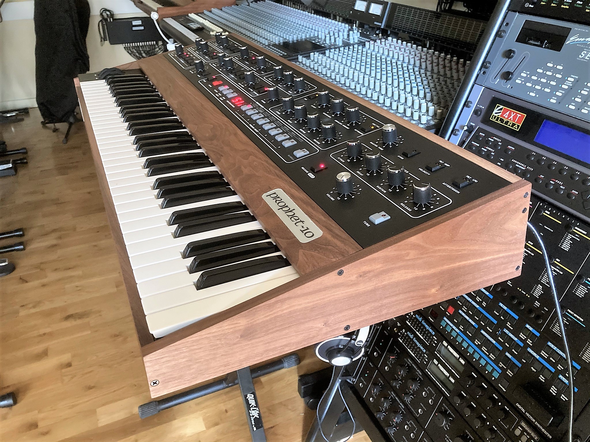 Prophet-5&amp;10 Rev4_2tof 005.JPEG