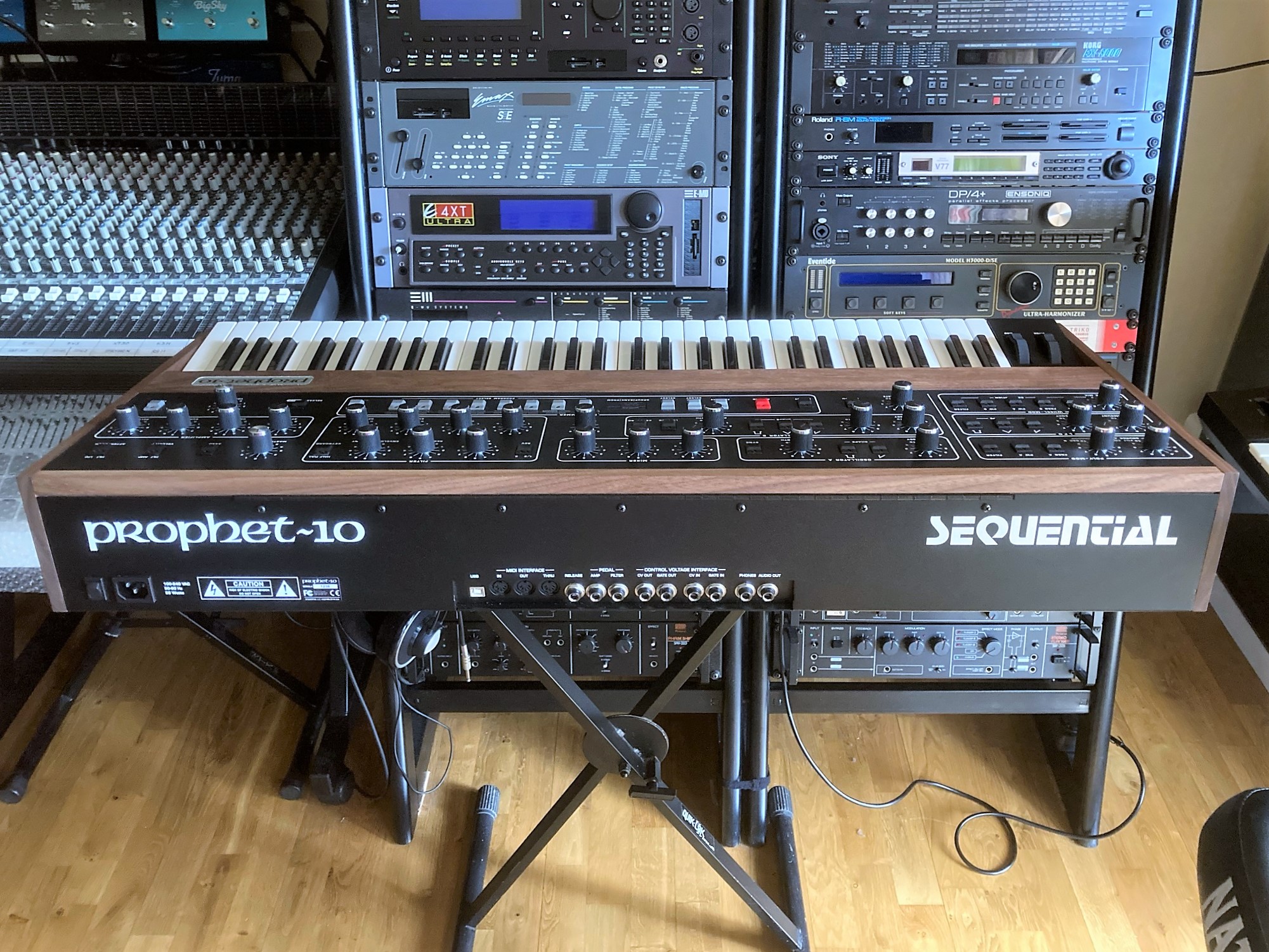 Prophet-5&amp;10 Rev4_2tof 016.JPEG