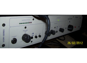 TL Audio [Original Ivory Series] 5050 Mono Mic Pre-Amp/Compressor
