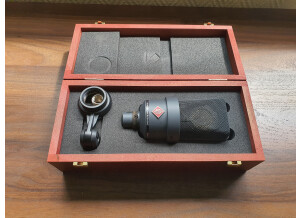 Neumann TLM 103 MT