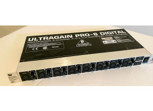 Behringer Ultragain Pro-8 Digital ADA8000 (45390)