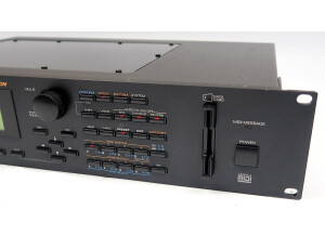 Roland JV-2080 (13214)