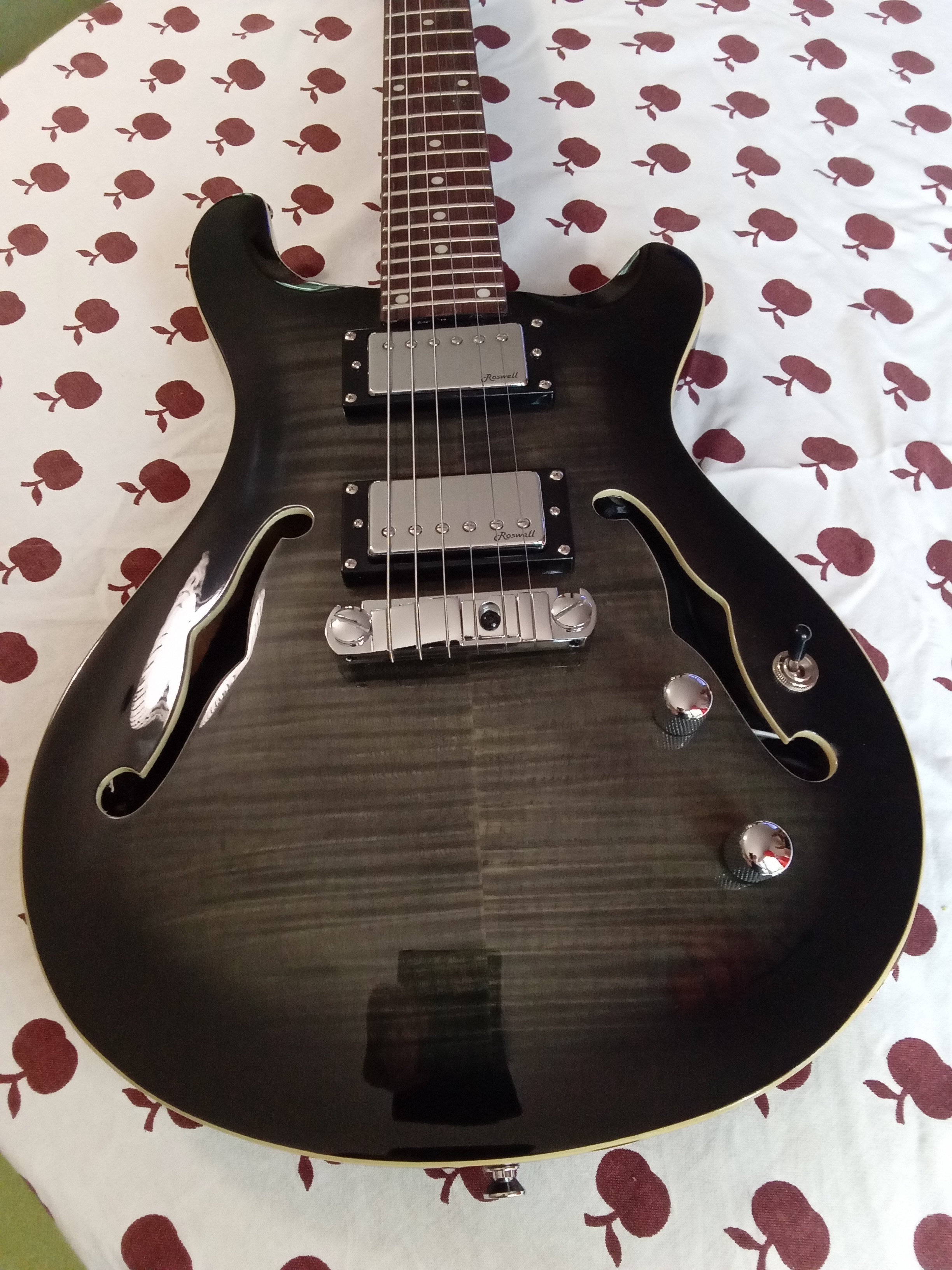 Harley Benton CST-24HB