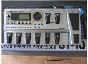 Boss GT-10 Guitar Effects Processor