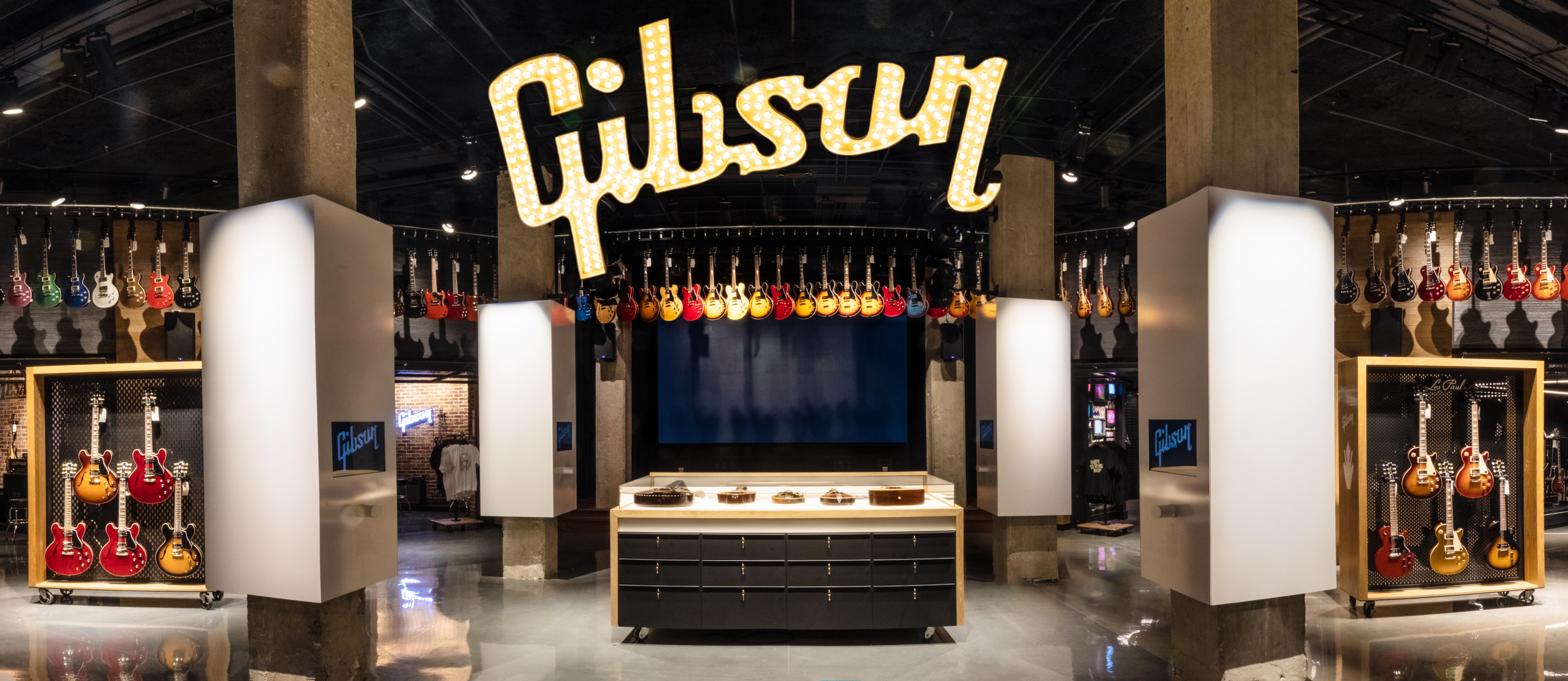 Gibson Garage Interior-1-2
