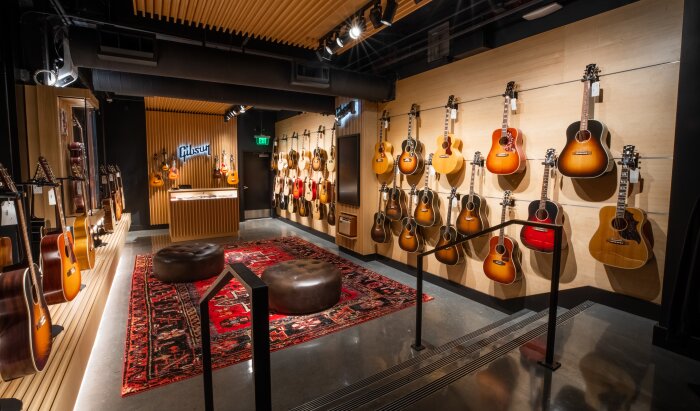 Gibson Garage Interior-1-3 Gibson Garage Interior-1-3