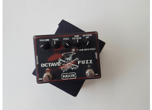 MXR SF01 Slash Octave Fuzz (1909)