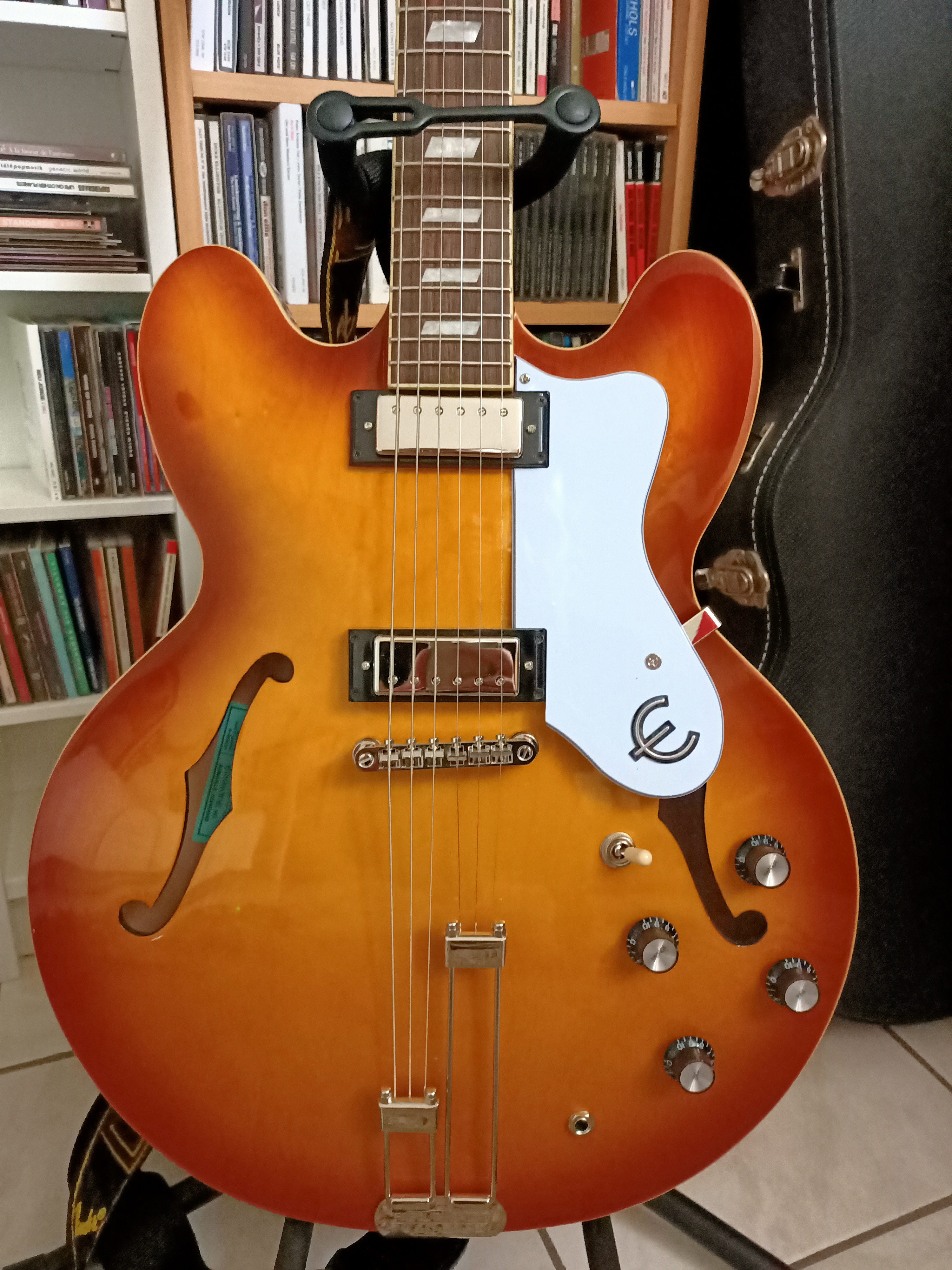 Epiphone Riviera (2020)