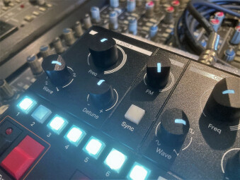 Mono_2tof 06.JPEG Mono_2tof 06.JPEG