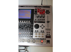 Roland MC-909 Sampling Groovebox (25726)