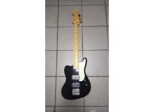 Fender Pawn Shop  Reverse Jaguar Bass