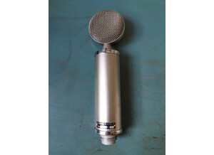 Neumann cmv 563 (63757)