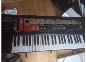 Roland SH-201 (97474)