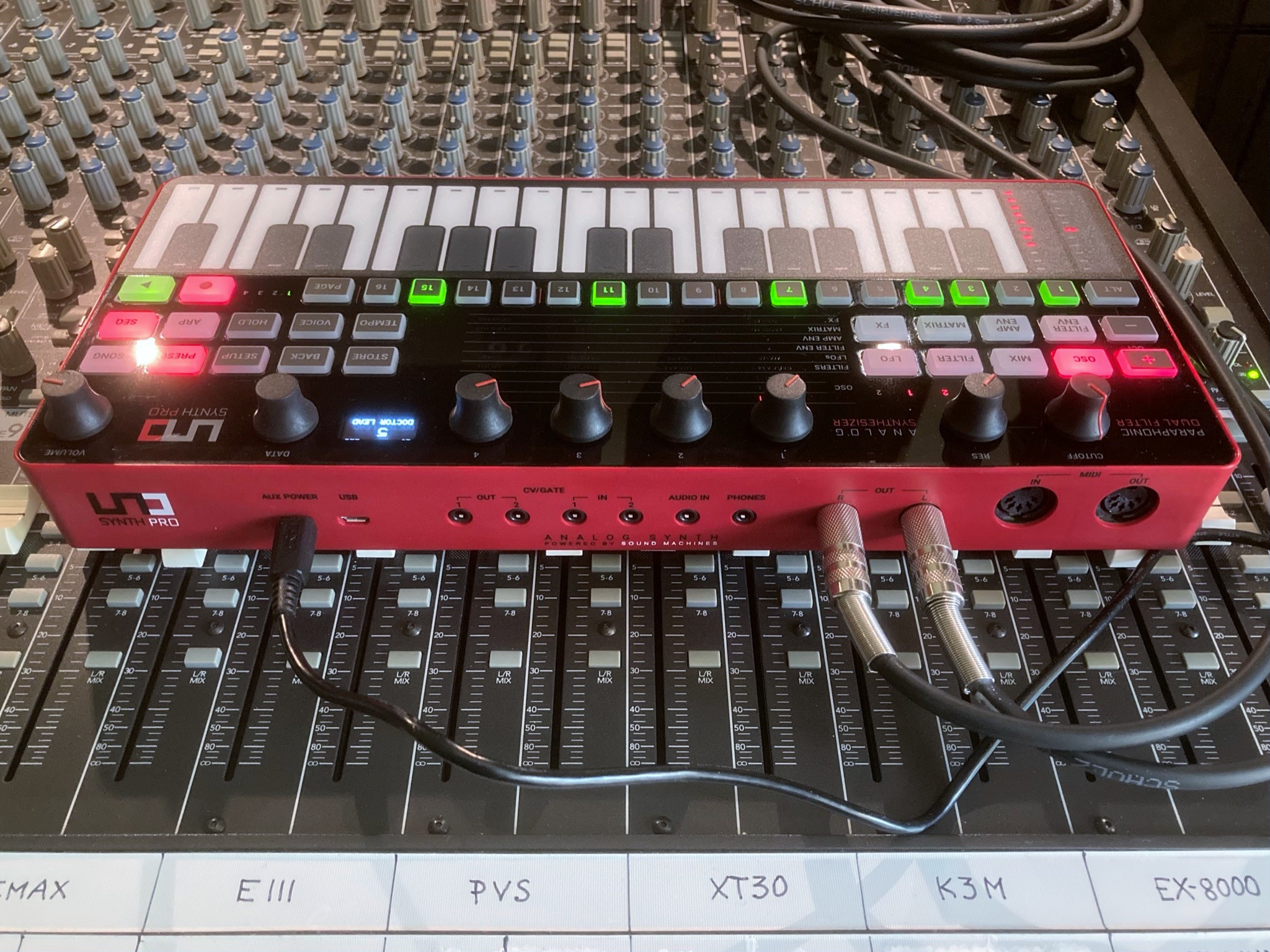 UNO Synth Pro_2tof Desk09.JPEG