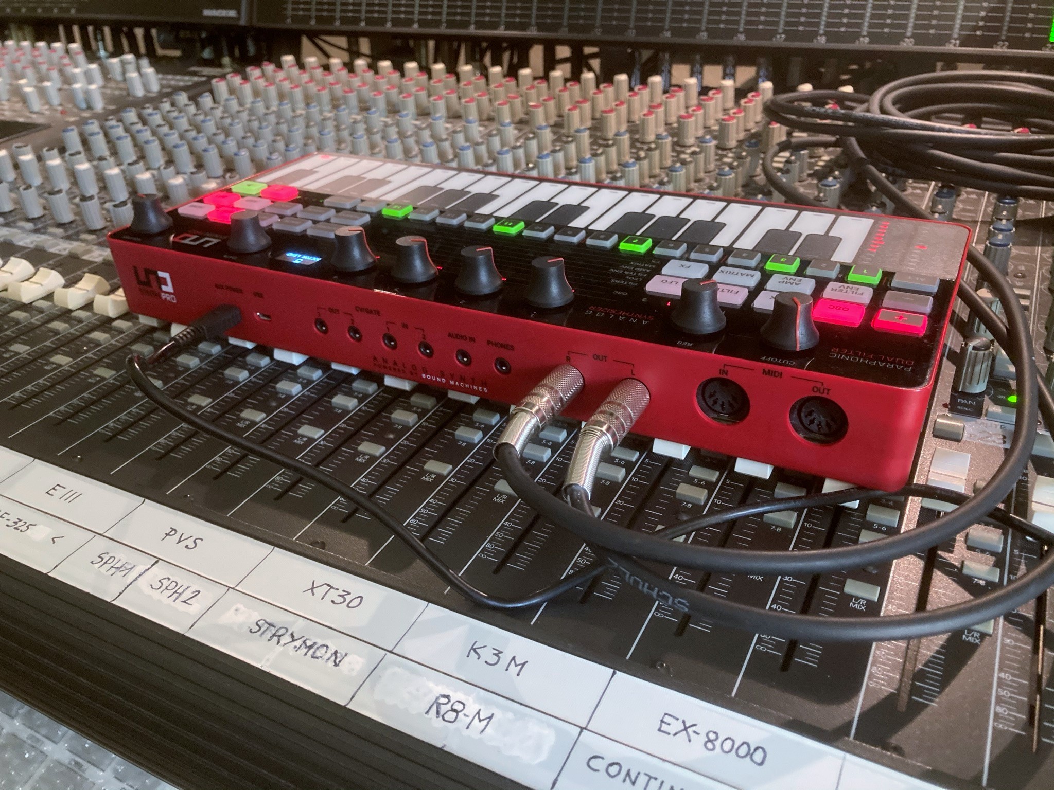 UNO Synth Pro_2tof Desk11.JPEG