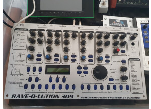 Quasimidi Rave-O-Lution 309 (77493)