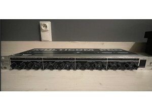 Behringer Multigate Pro XR4400 (92892)