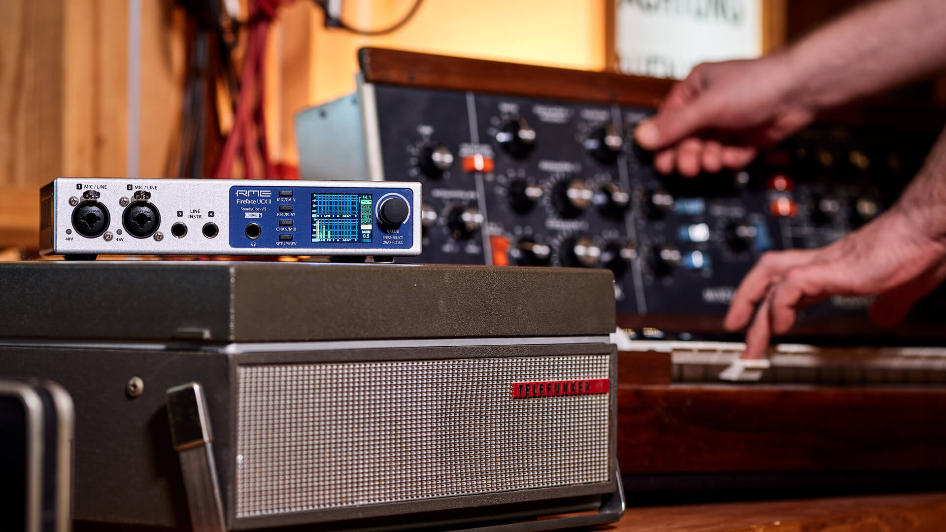 Fireface-UCX-II-CVGate