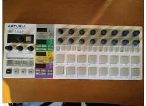 Arturia BeatStep Pro (8296)
