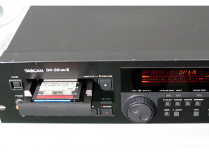 Tascam DA-30 MKII (39225)