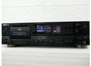 Sony DTC-ZE700 (11944)