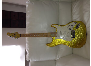 guitare pailletée or