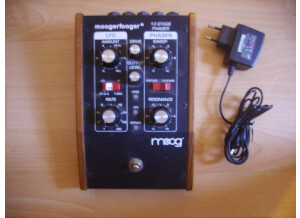 Moog Music MF-103 12-Stage Phaser (91253)