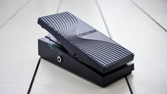 EV-1-WL Wireless MIDI Expression Pedalback EV-1-WL Wireless MIDI Expression Pedalback