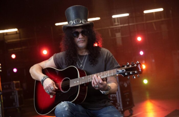 slash slash
