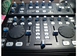 Behringer B-Control Deejay BCD3000 (92811)