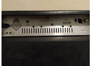 Axl Guitars Tyrant 100B (81396)