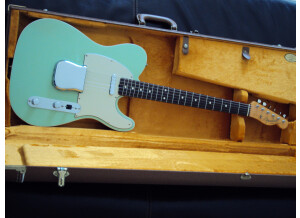 Fender [American Vintage Series] '62 Custom Telecaster - Ocean Turquoise